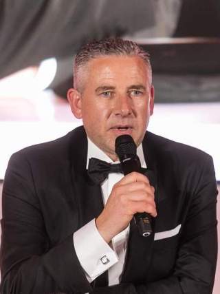 Hauptansprechpartner/in