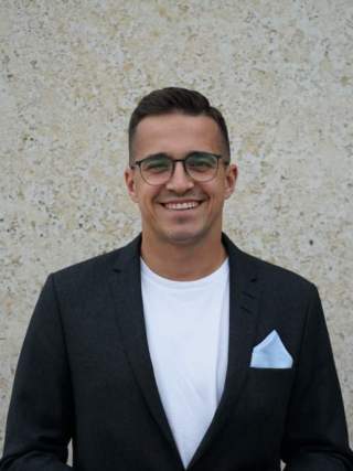 Hauptansprechpartner/in